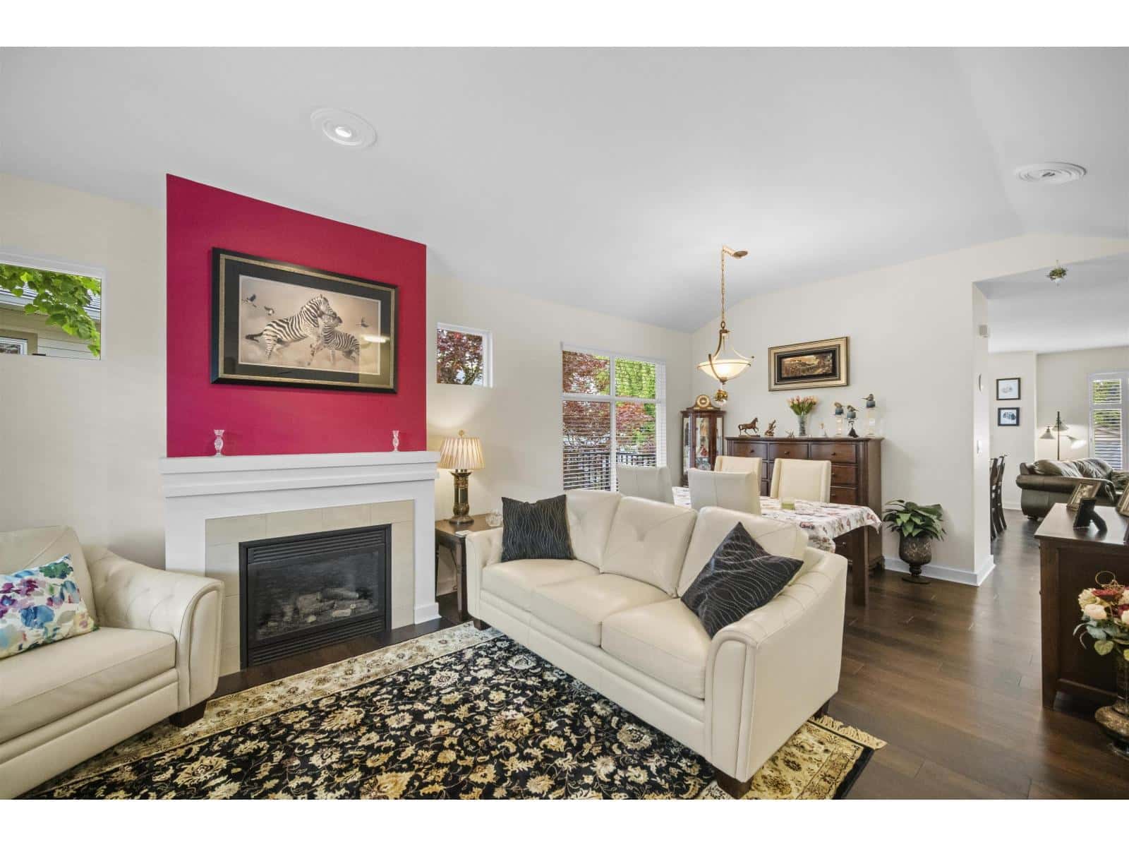 , Surrey, British Columbia — Surrey, British Columbia - Photo 3 of 32