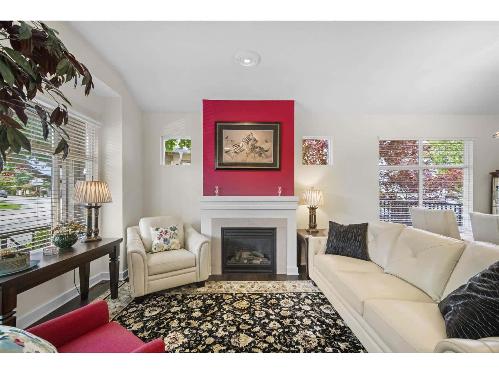 , Surrey, — Surrey - Photo 4 of 32