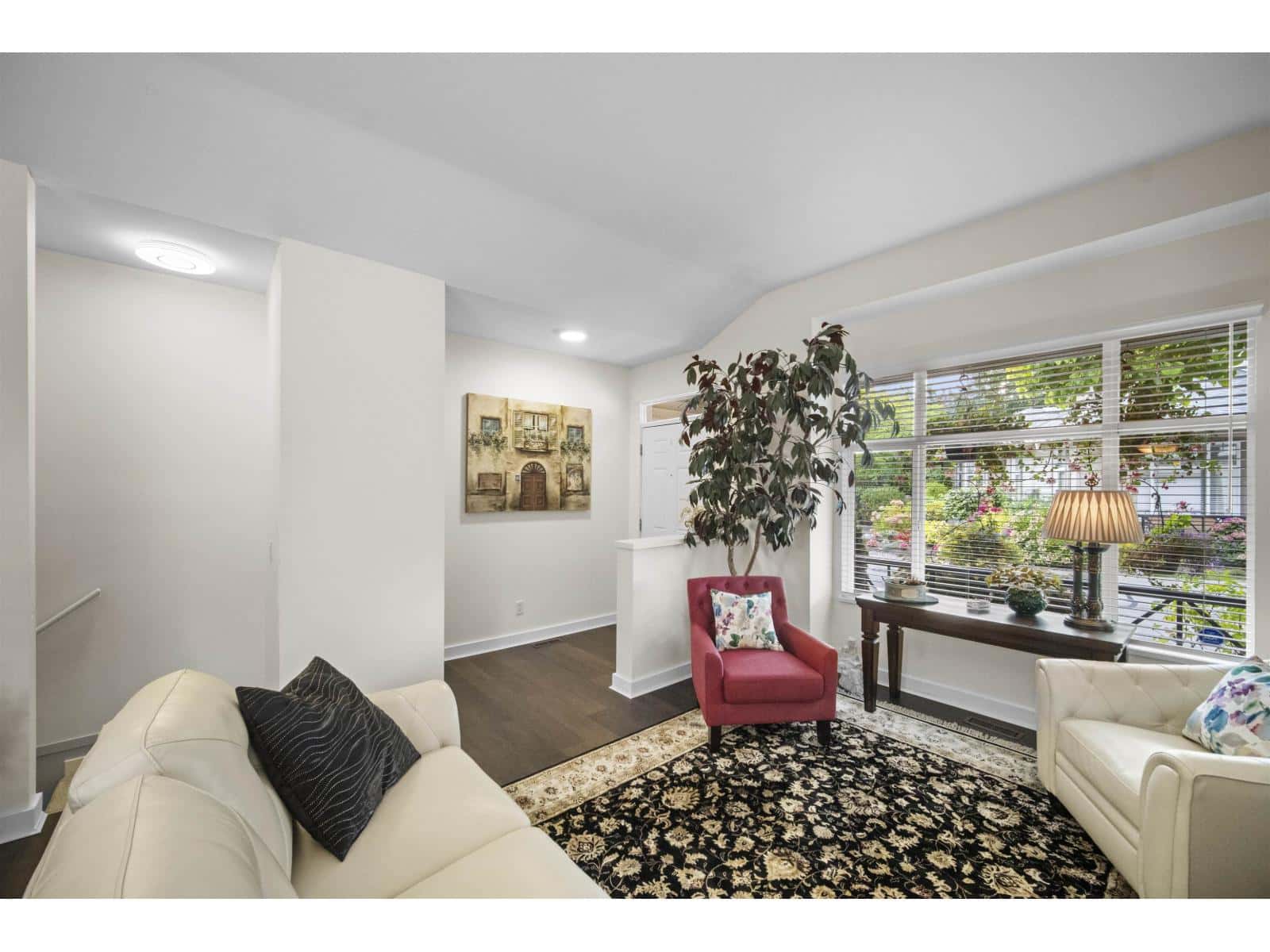 , Surrey, — Surrey - Photo 5 of 32