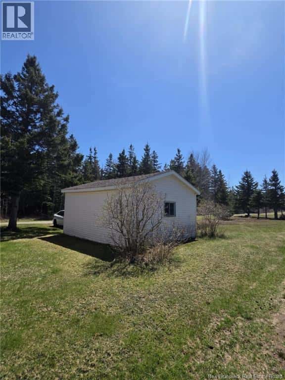 7997 St-Paul — Bas-Caraquet, New Brunswick - Photo 5 of 24