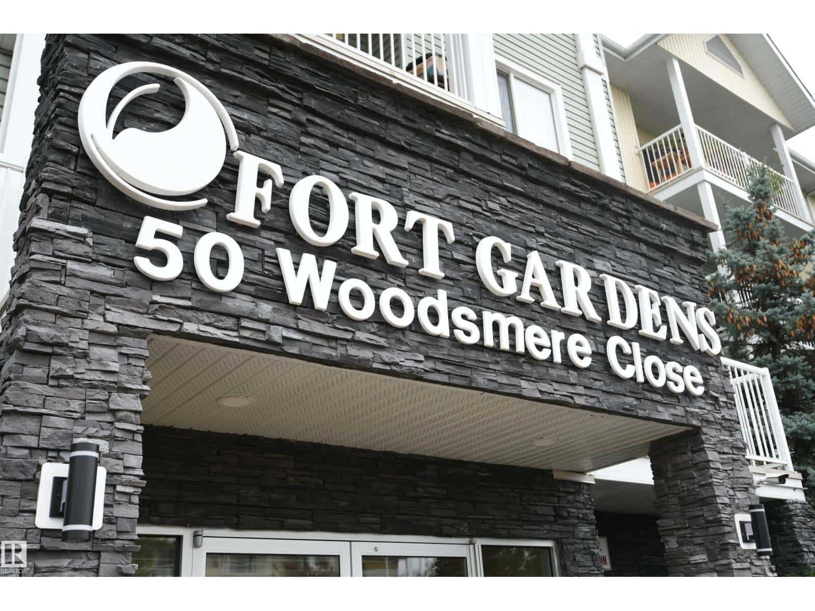 #130 50 WOODSMERE — Fort Saskatchewan - Photo 2 of 30