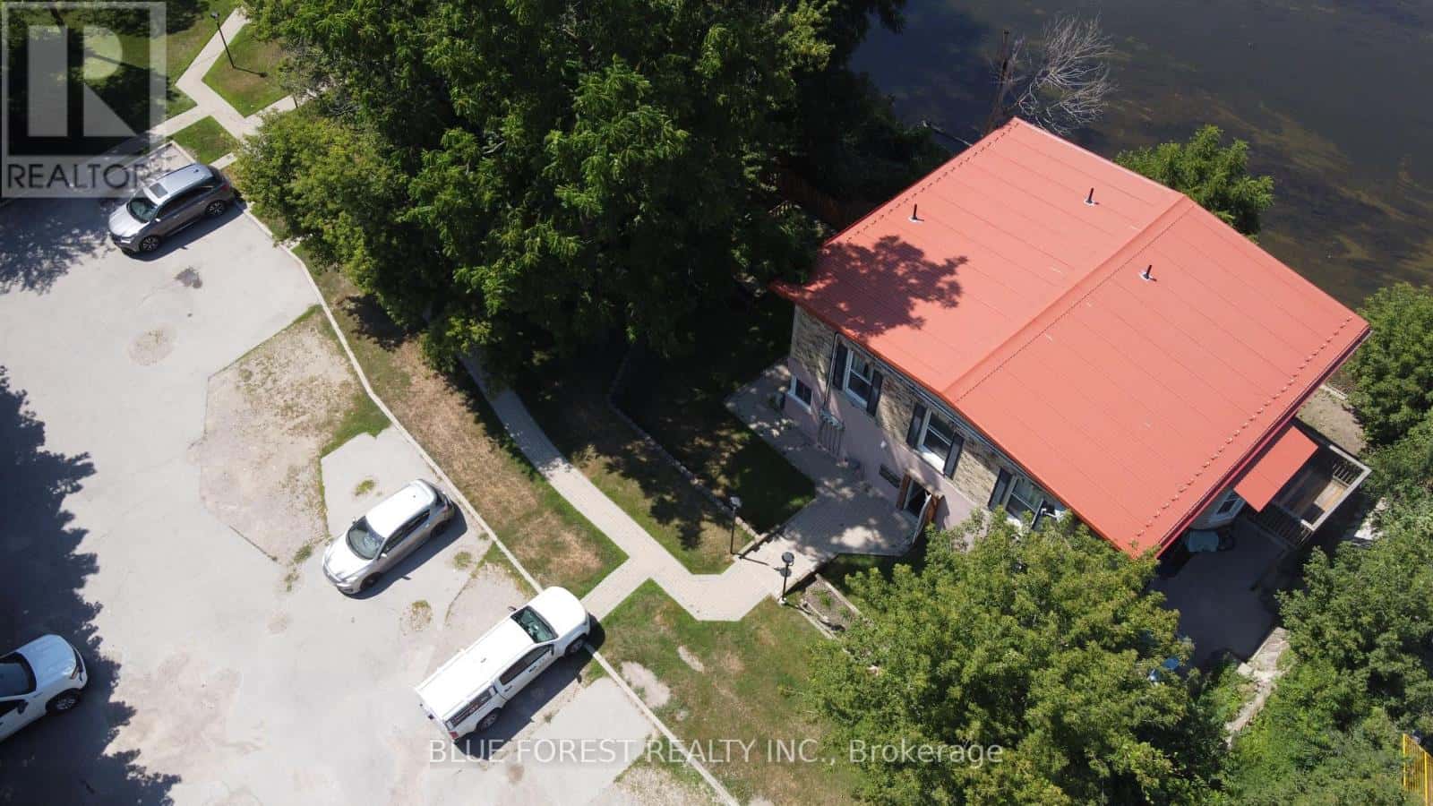 , London South (South F), — London South (South F) - Photo 3 of 41