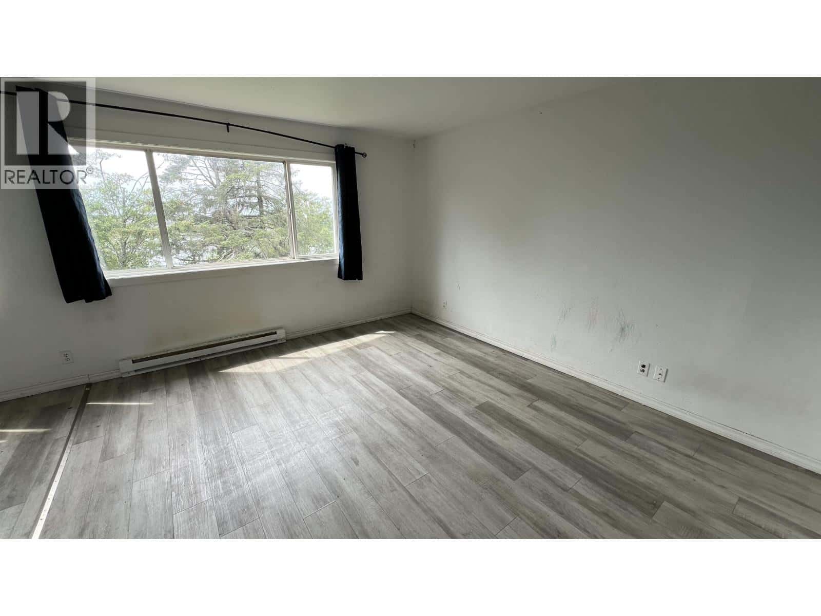 , Port Edward, British Columbia — Port Edward, British Columbia - Photo 4 of 30