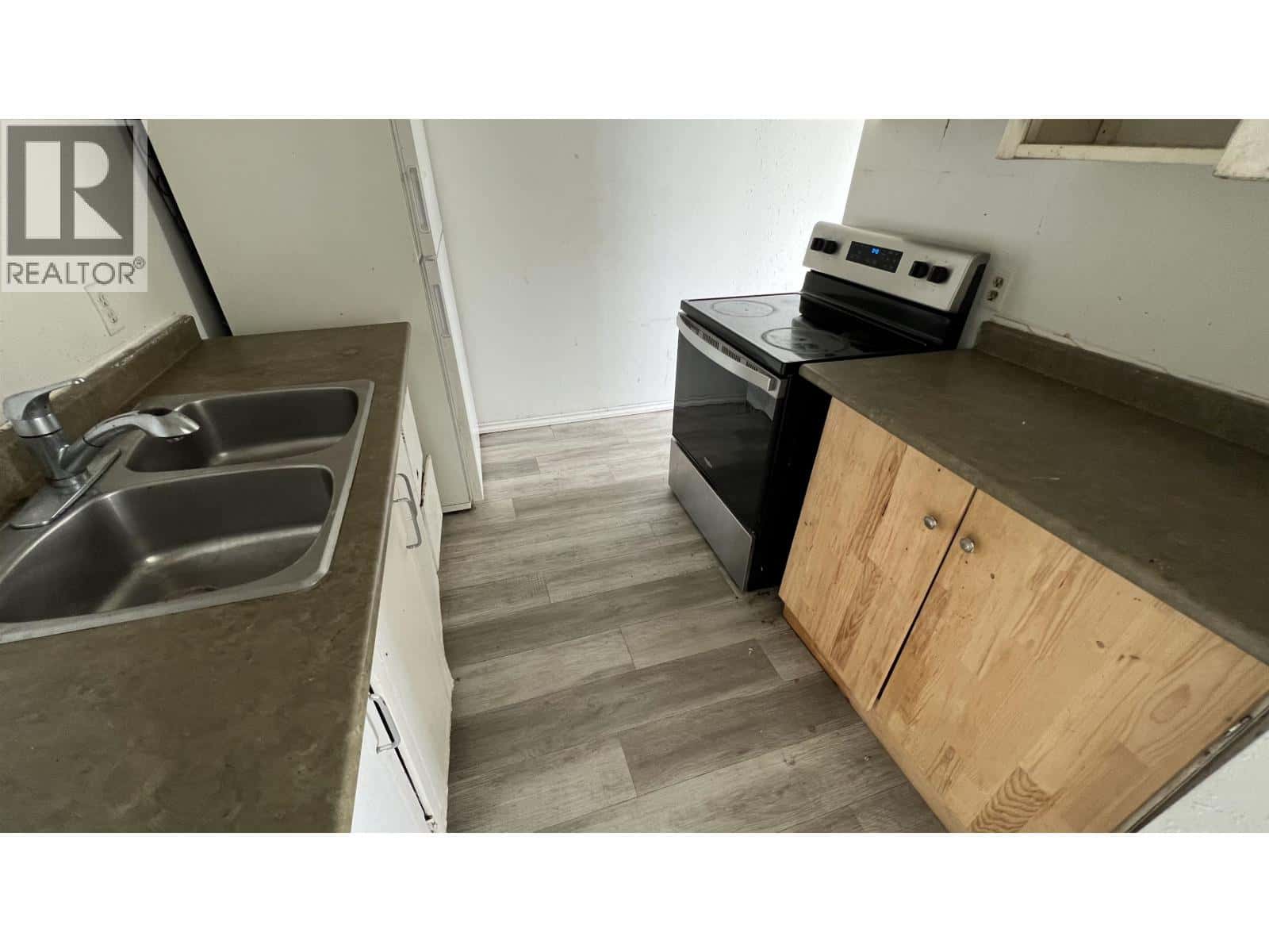 , Port Edward, British Columbia — Port Edward, British Columbia - Photo 5 of 30