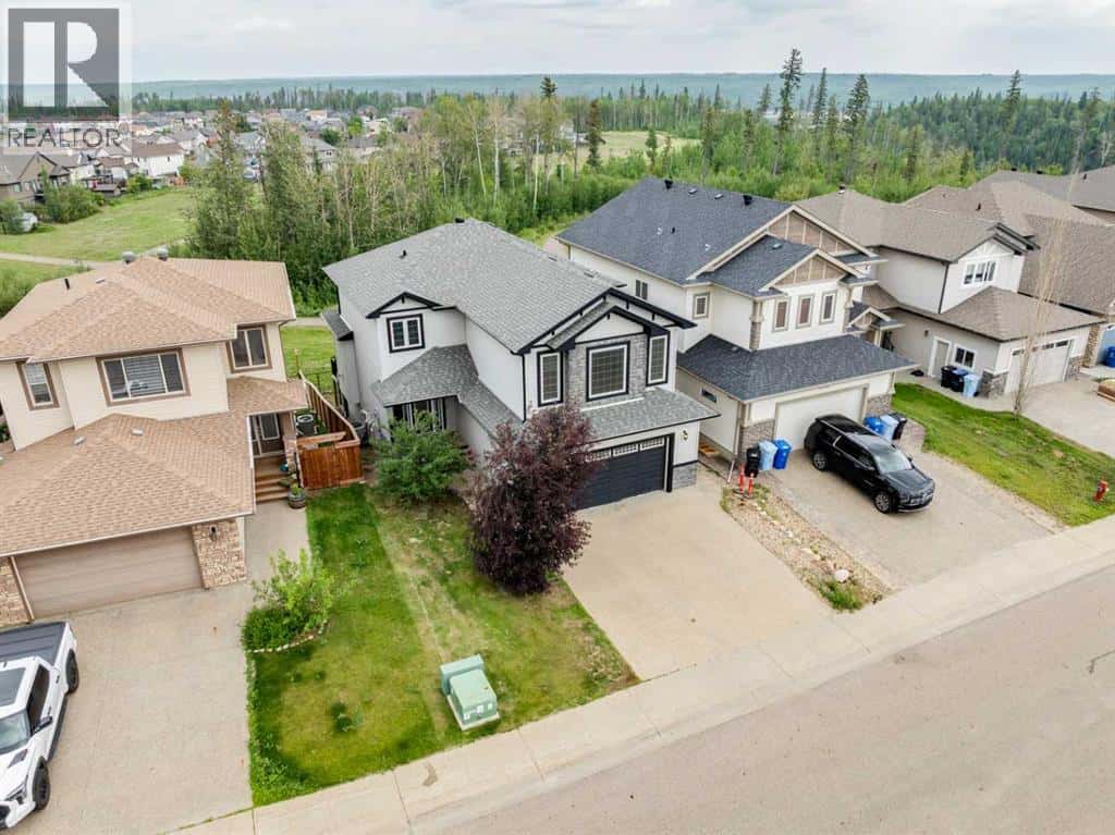 , Fort McMurray, Alberta — Fort McMurray, Alberta - Photo 2 of 50