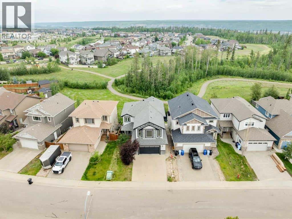 , Fort McMurray, Alberta — Fort McMurray, Alberta - Photo 5 of 50