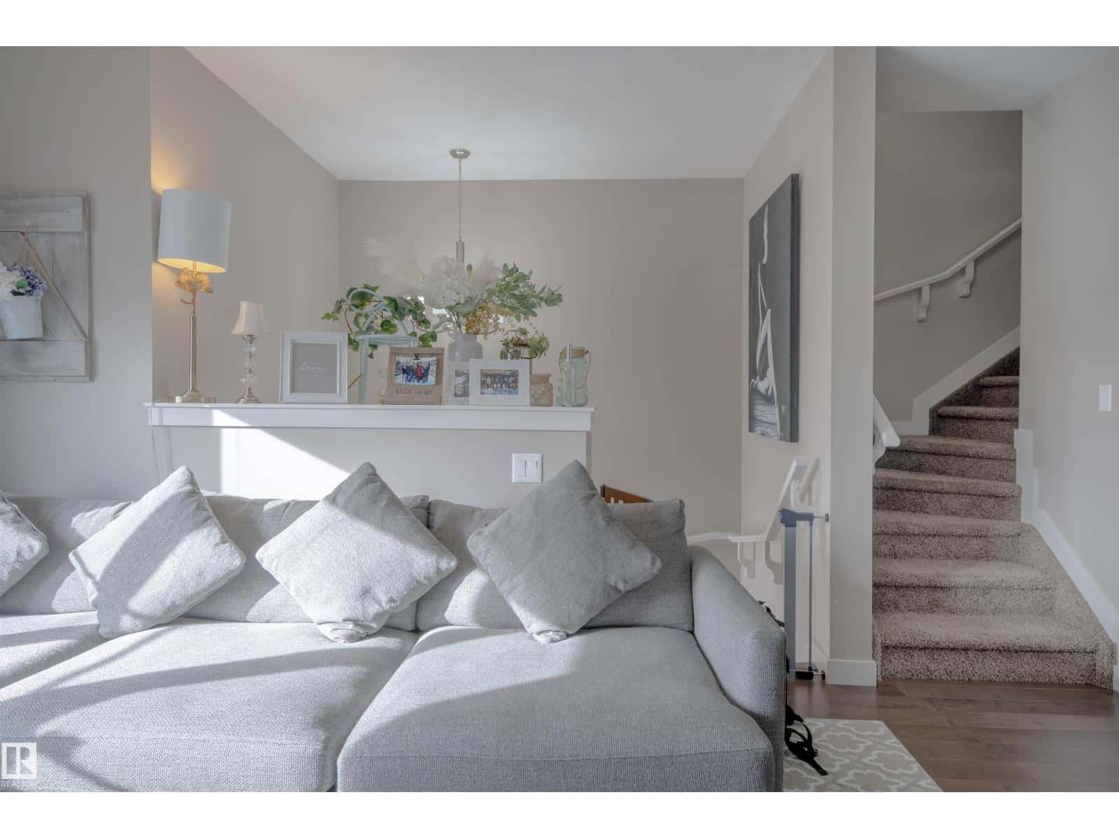 , Edmonton, Alberta — Edmonton, Alberta - Photo 2 of 51