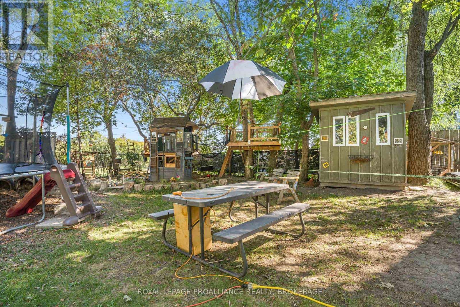 , Kingston (East of Sir John A. Blvd), — Kingston (East of Sir John A. Blvd) - Photo 3 of 24