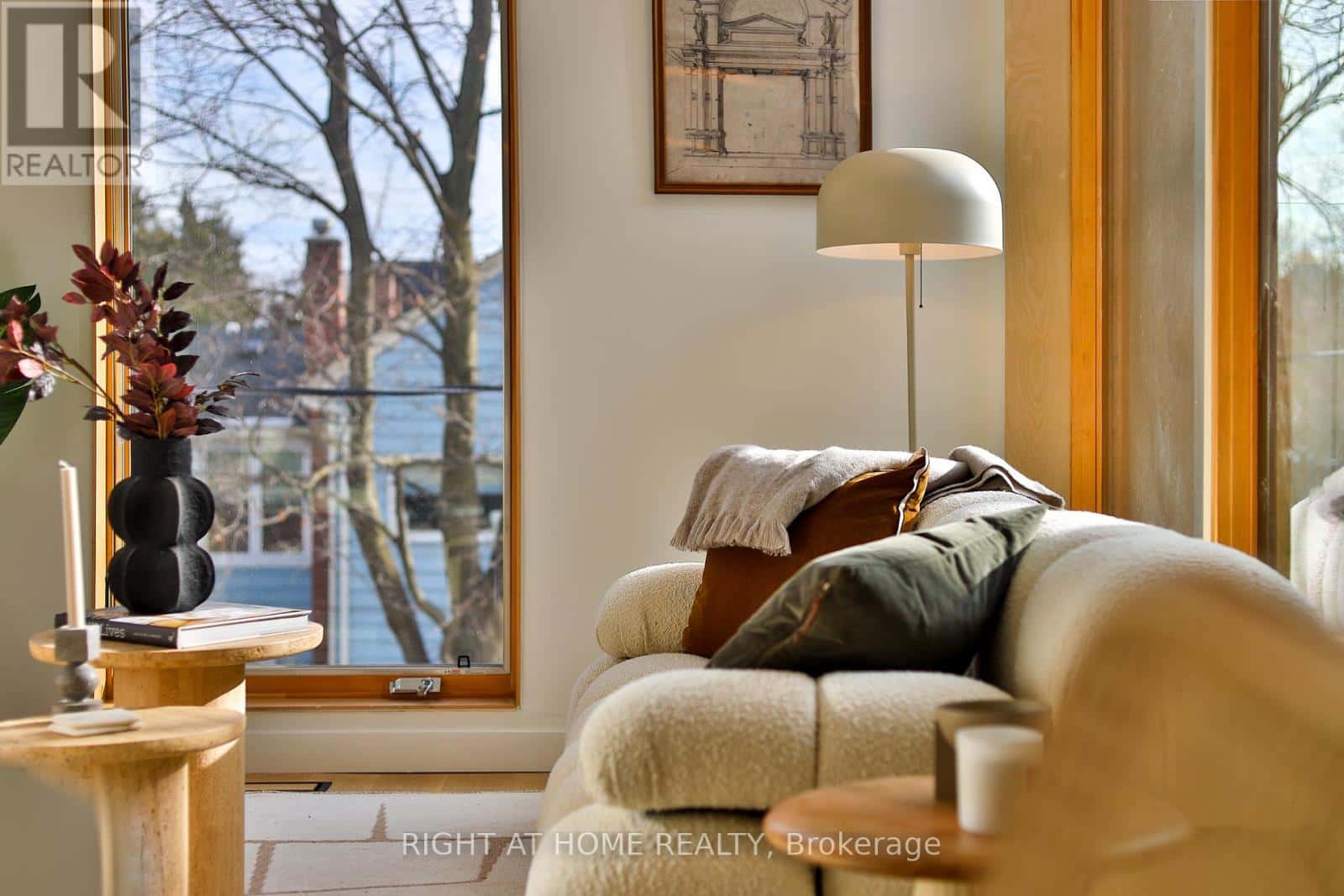 , Toronto (University), Ontario — Toronto (University), Ontario - Photo 5 of 25