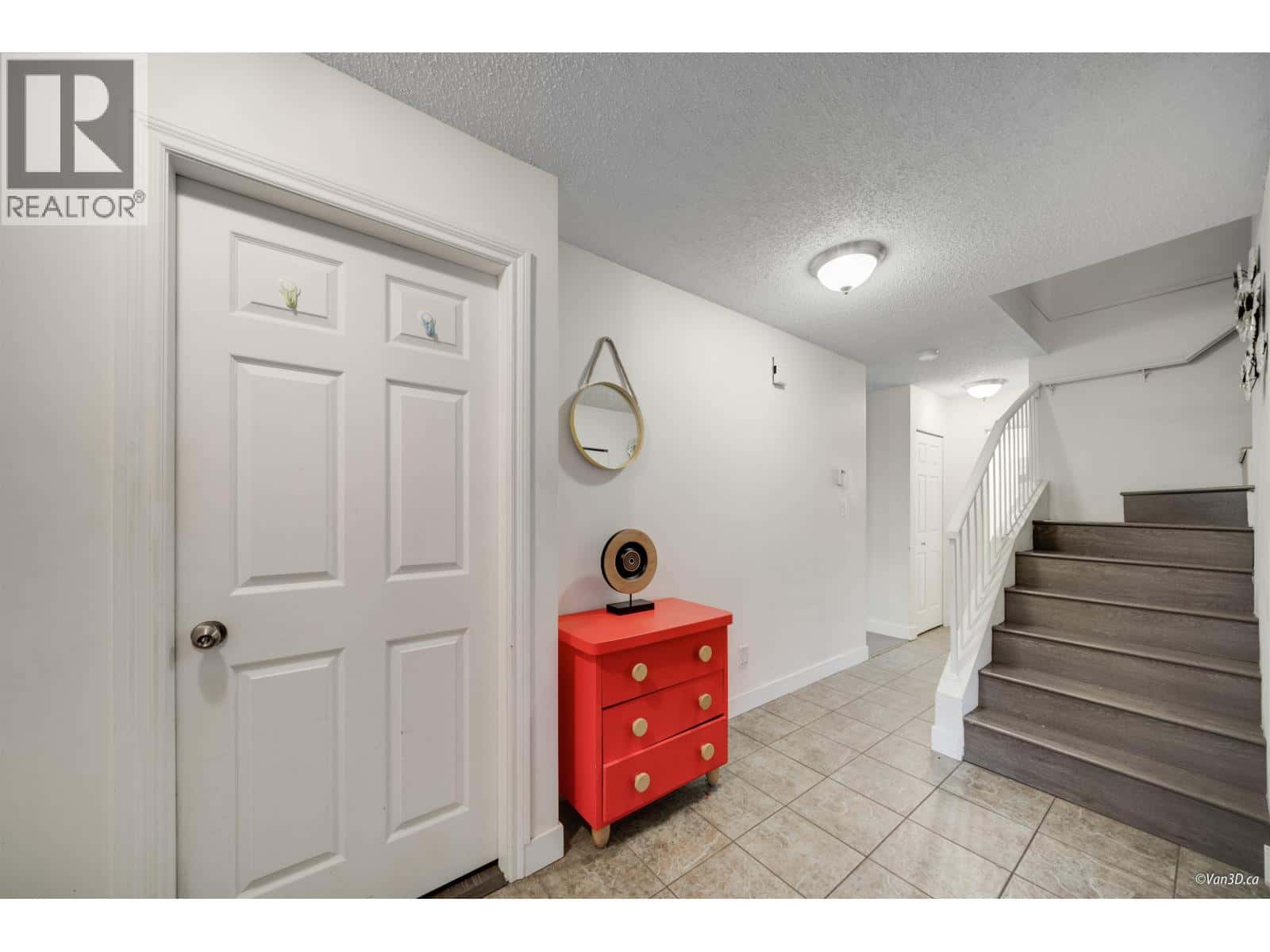 6220 LYNAS LANE — Richmond, British Columbia - Photo 3 of 25