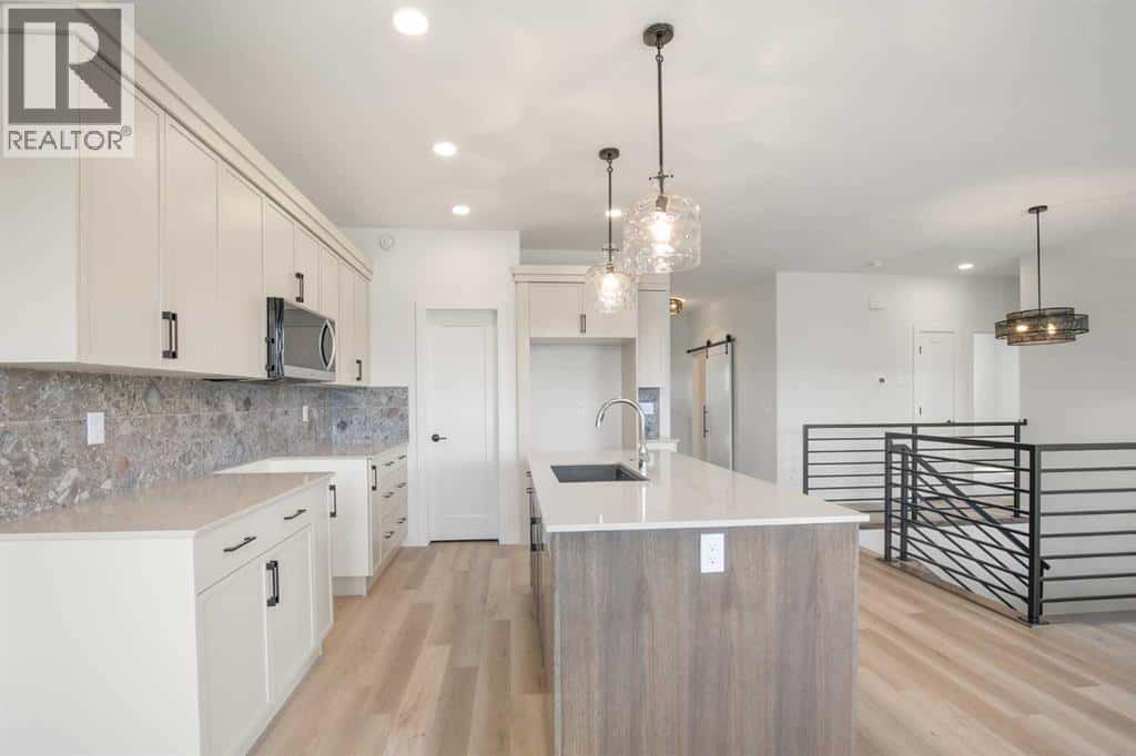 , Three Hills, Alberta — Three Hills, Alberta - Photo 5 of 36