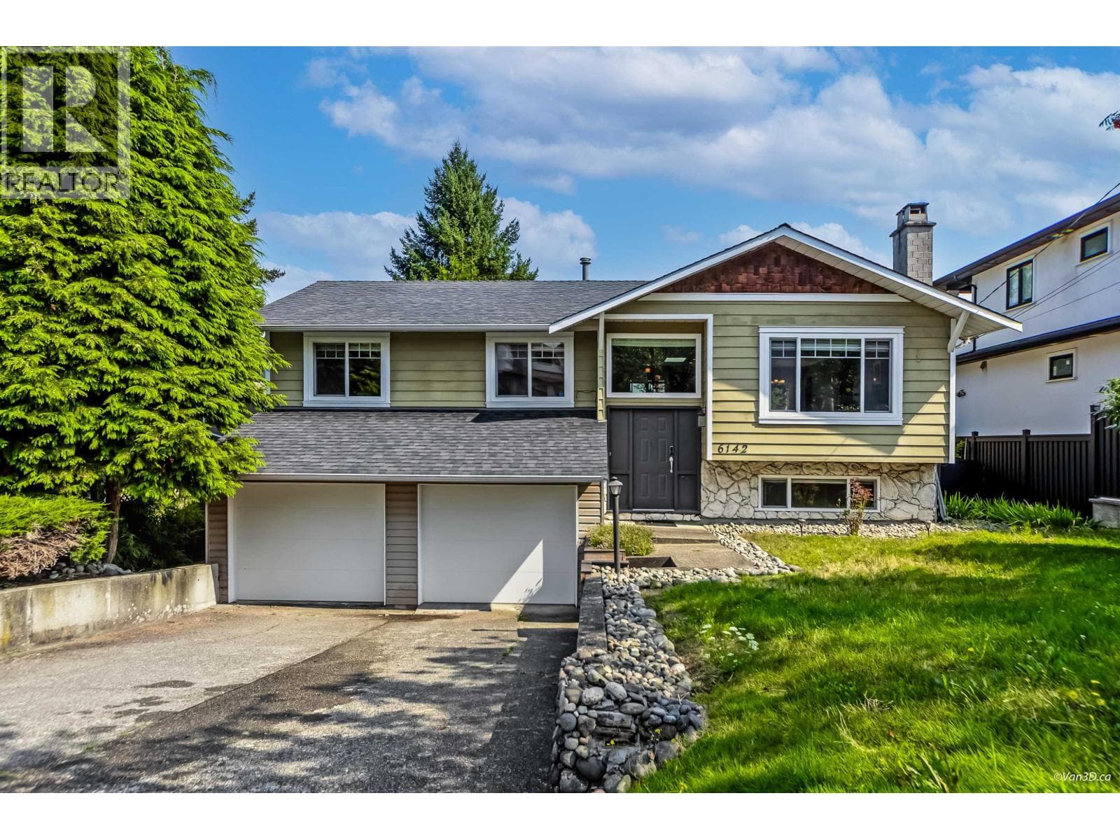 6142 LEIBLY AVENUE — Burnaby - Main photo