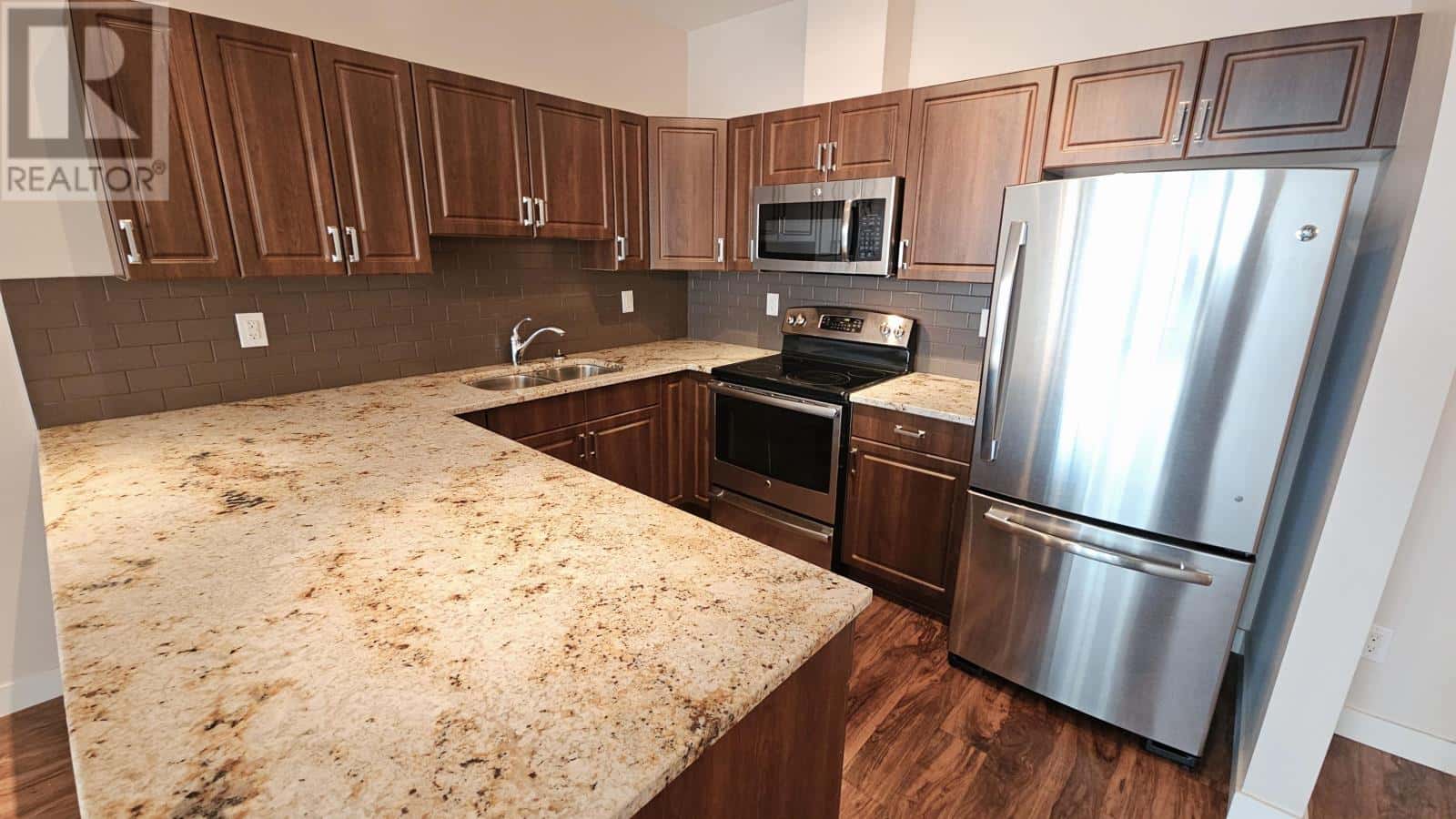 , Thunder Bay, — Thunder Bay - Photo 2 of 8