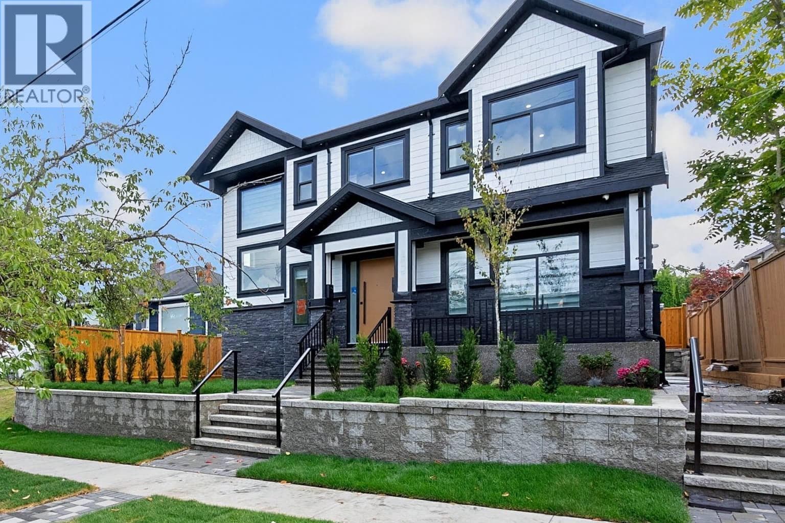 , New Westminster, British Columbia — New Westminster, British Columbia - Main photo