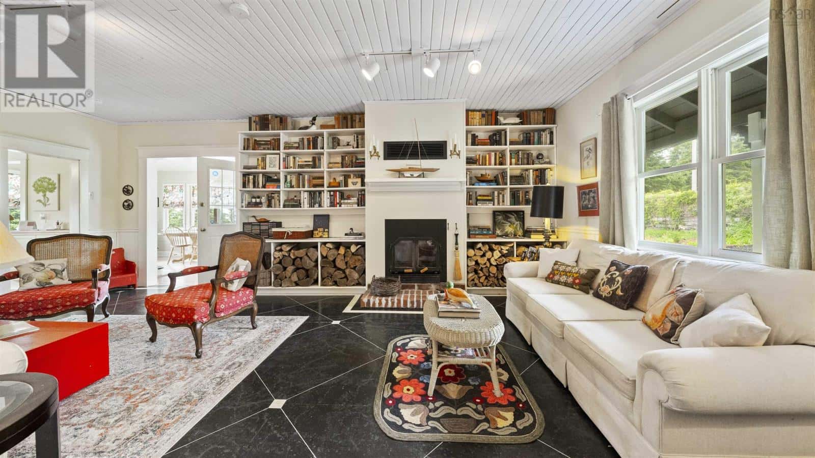 , Portuguese Cove, Nova Scotia — Portuguese Cove, Nova Scotia - Photo 4 of 50