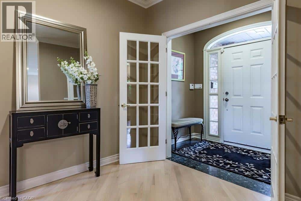 , Ancaster, — Ancaster - Photo 4 of 46