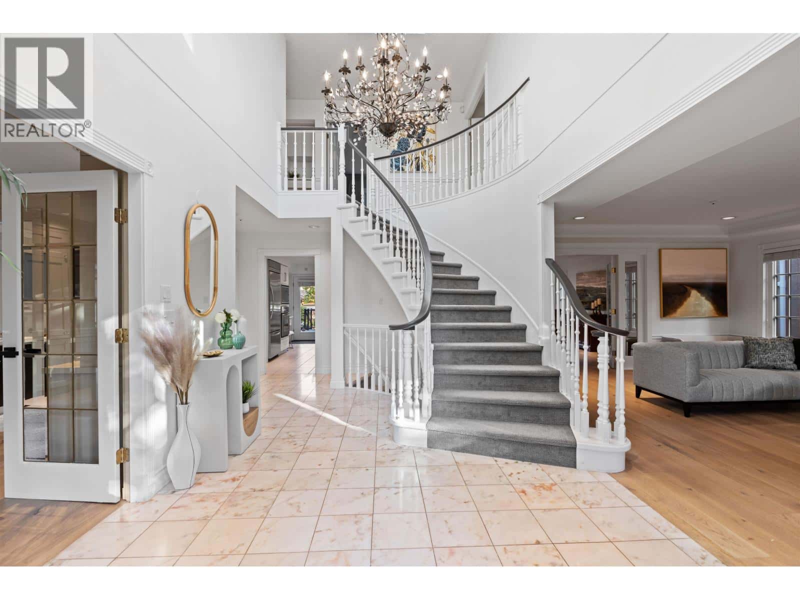 , Vancouver, British Columbia — Vancouver, British Columbia - Photo 5 of 40