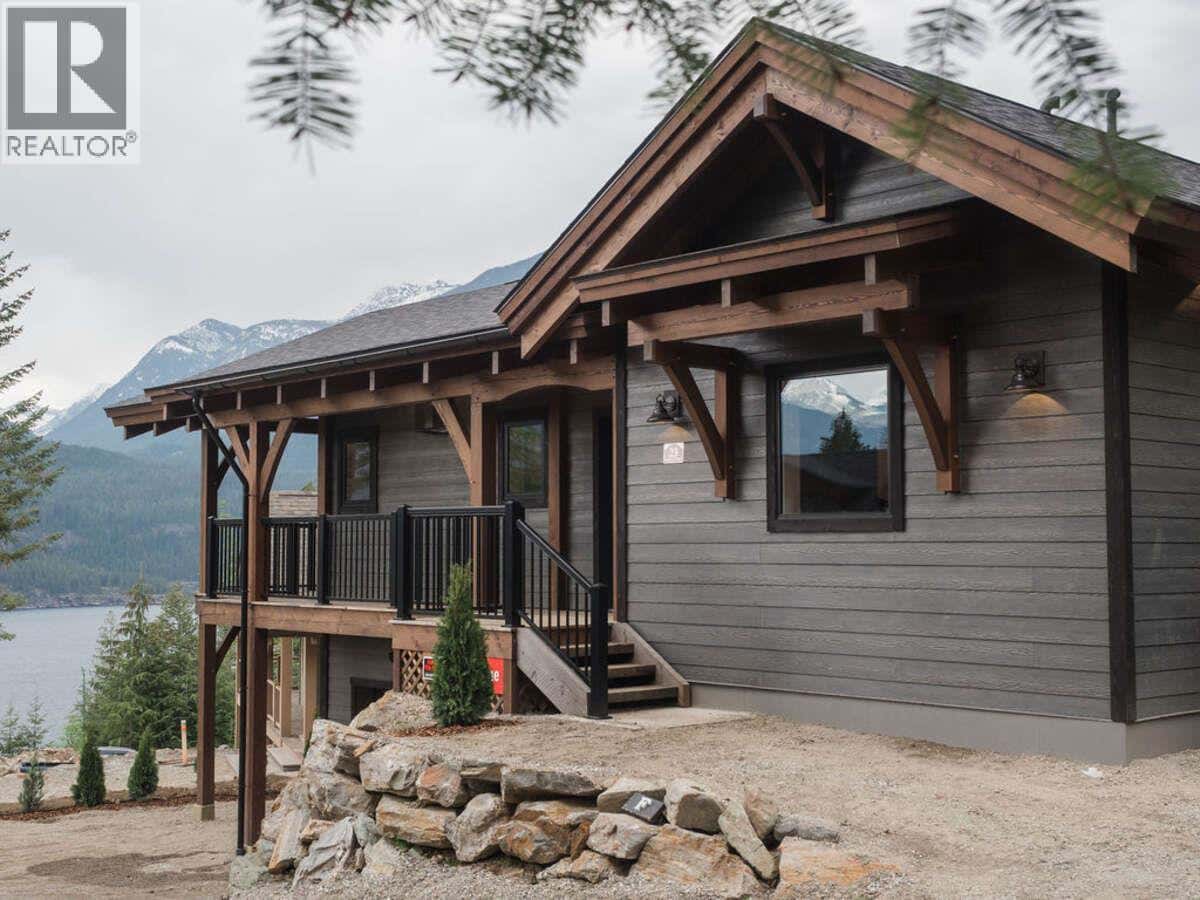 , Kaslo, British Columbia — Kaslo, British Columbia - Photo 4 of 31