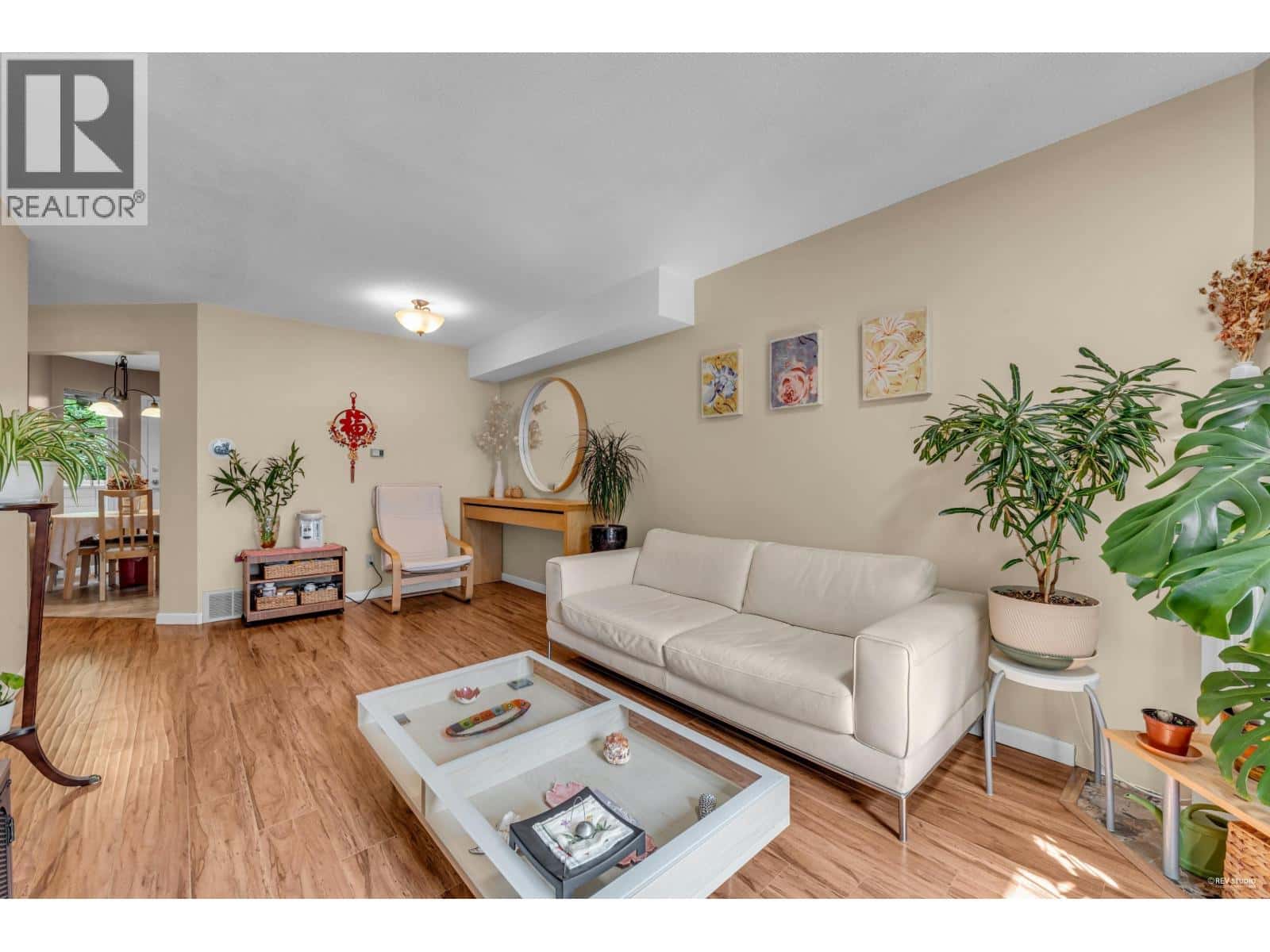 , Richmond, British Columbia — Richmond, British Columbia - Photo 4 of 33