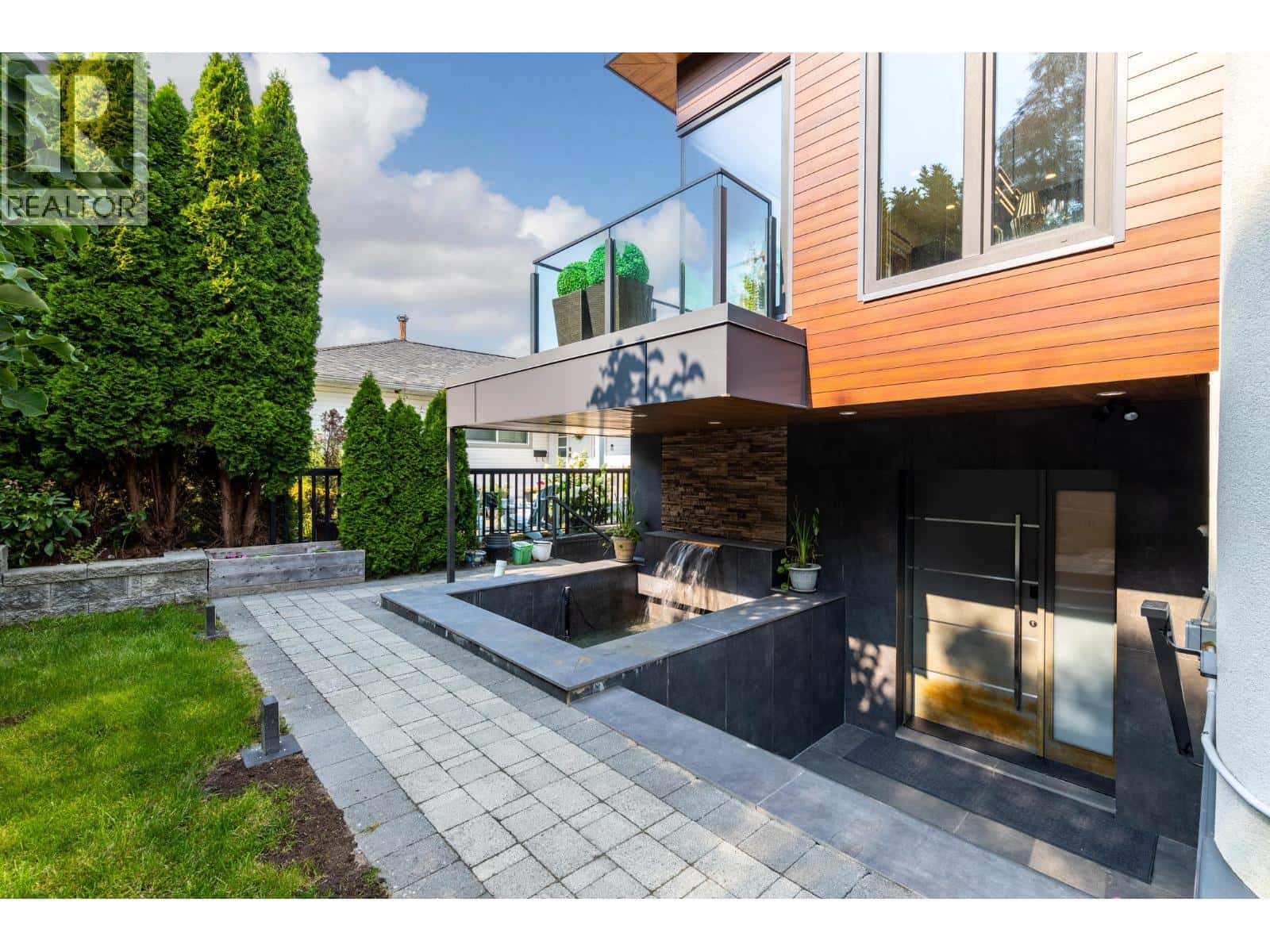 , Vancouver, British Columbia — Vancouver, British Columbia - Photo 3 of 40