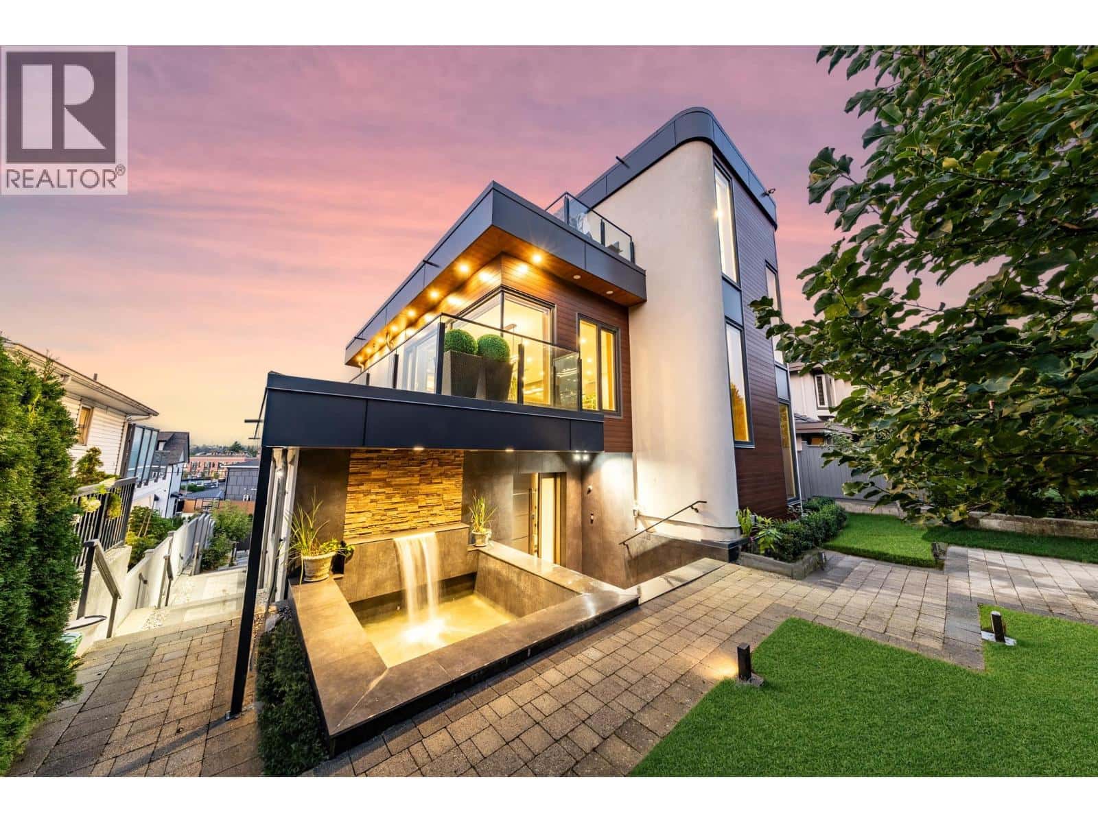 , Vancouver, British Columbia — Vancouver, British Columbia - Photo 4 of 40