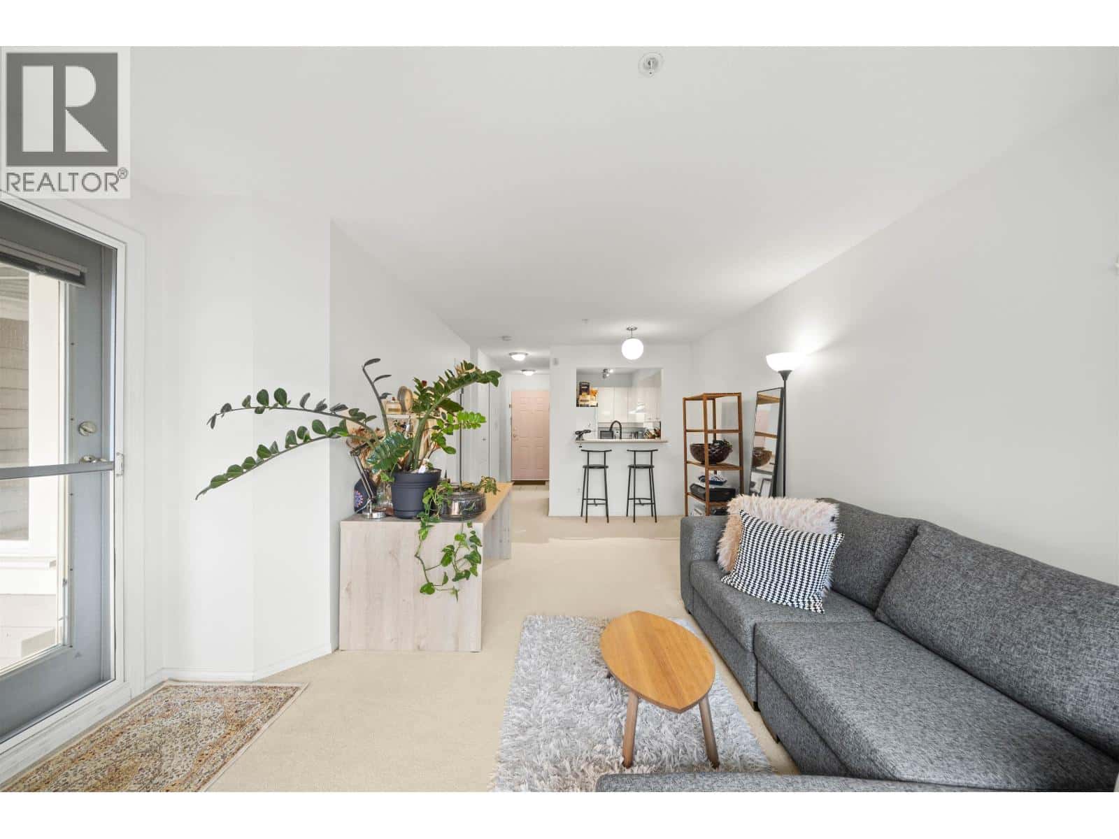 , Richmond, British Columbia — Richmond, British Columbia - Photo 3 of 28