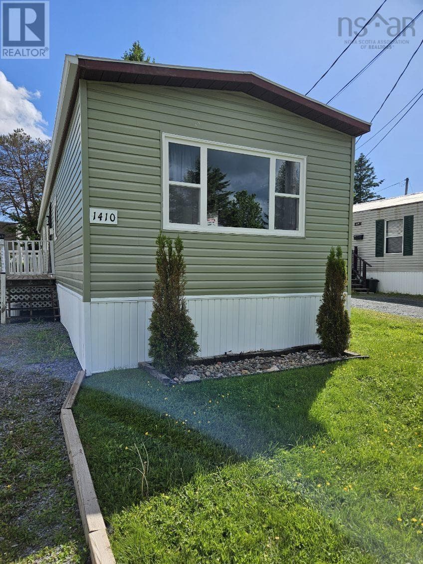 , Beaver Bank, — Beaver Bank - Main photo