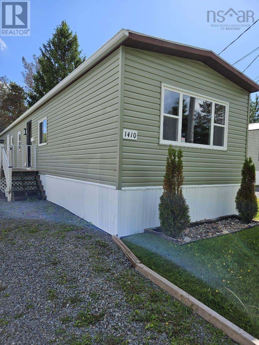 , Beaver Bank, — Beaver Bank - Photo 2 of 26