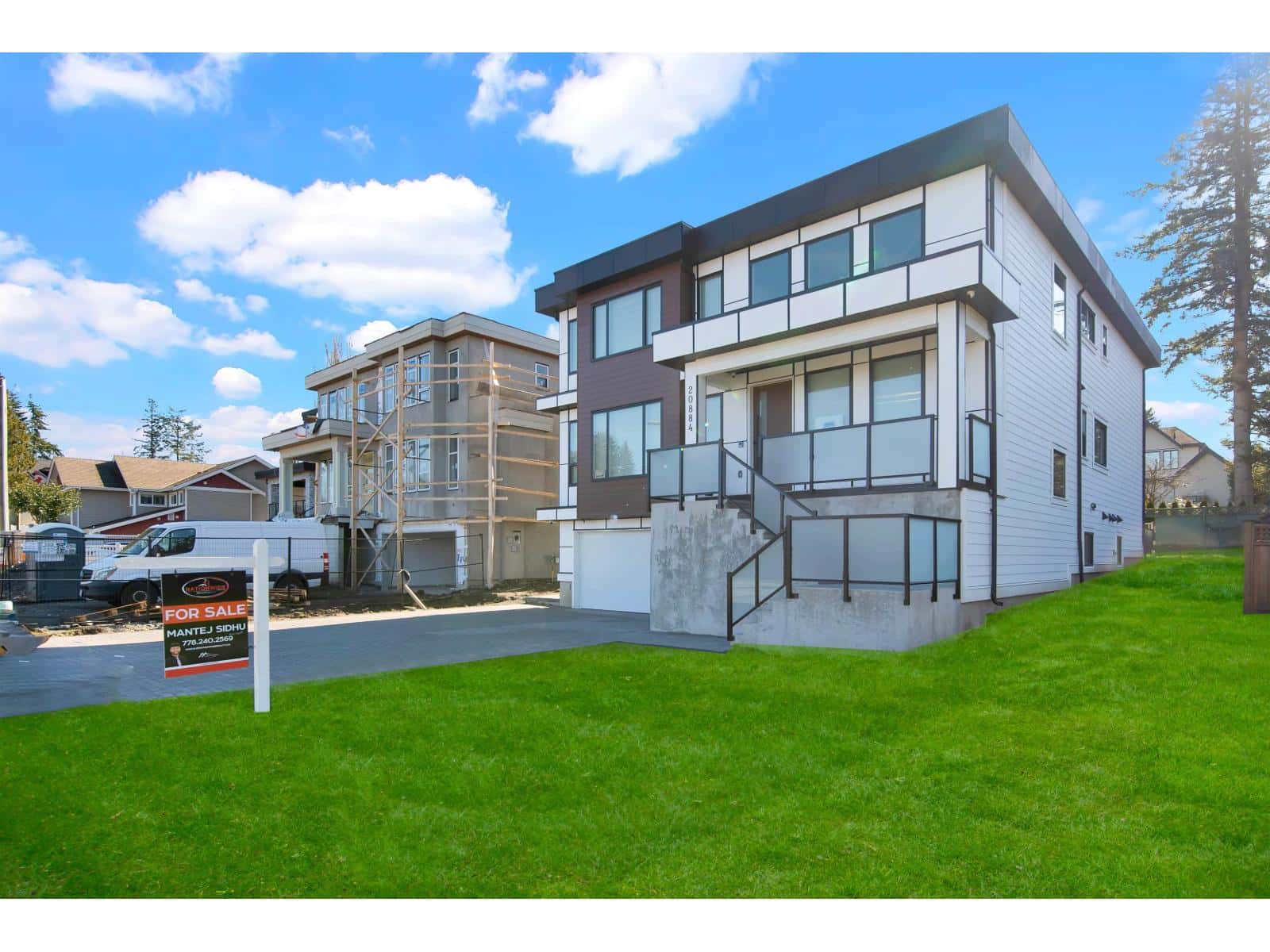 , Langley, — Langley - Photo 2 of 40