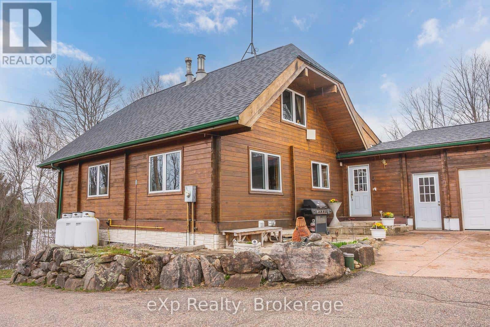 , Magnetawan (Ahmic Harbour), Ontario — Magnetawan (Ahmic Harbour), Ontario - Photo 5 of 32