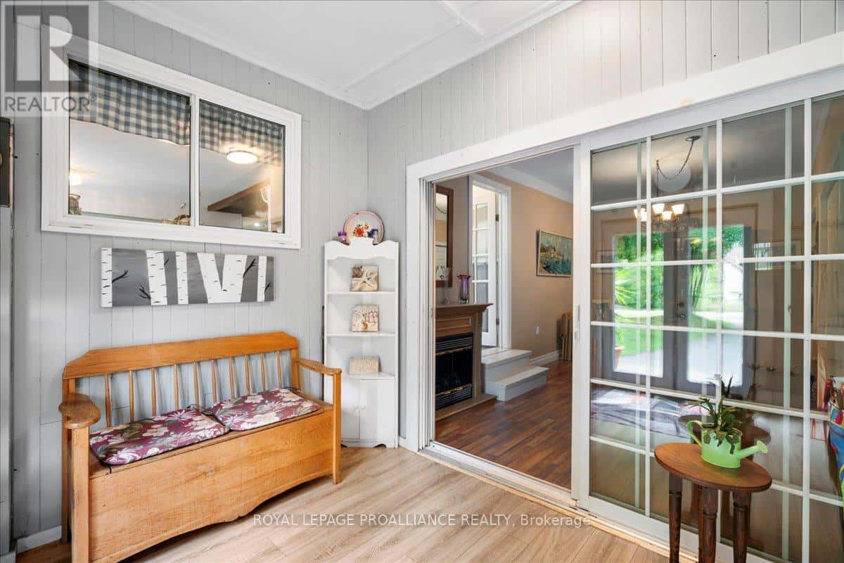 , North Frontenac (Frontenac North), — North Frontenac (Frontenac North) - Photo 5 of 42