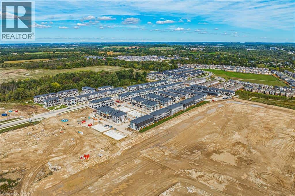 , Cambridge, — Cambridge - Photo 3 of 25