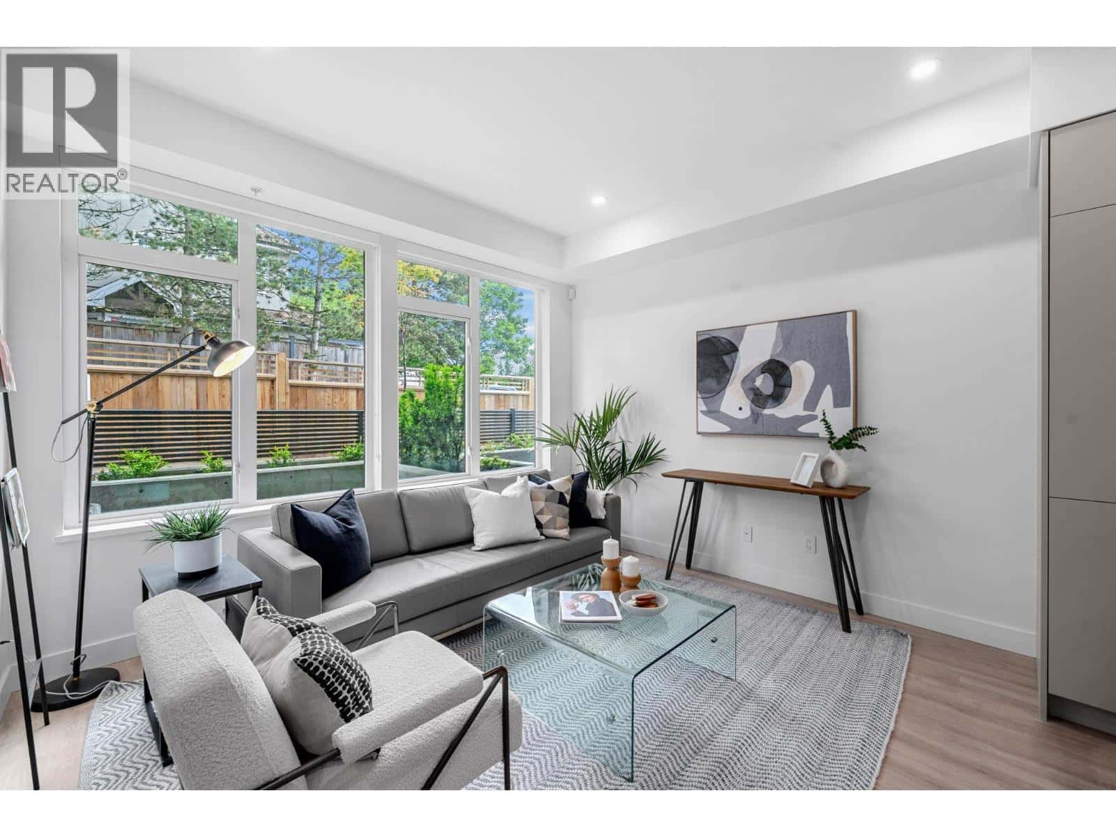 105 7161 17TH AVENUE — Burnaby - Photo 4 of 40