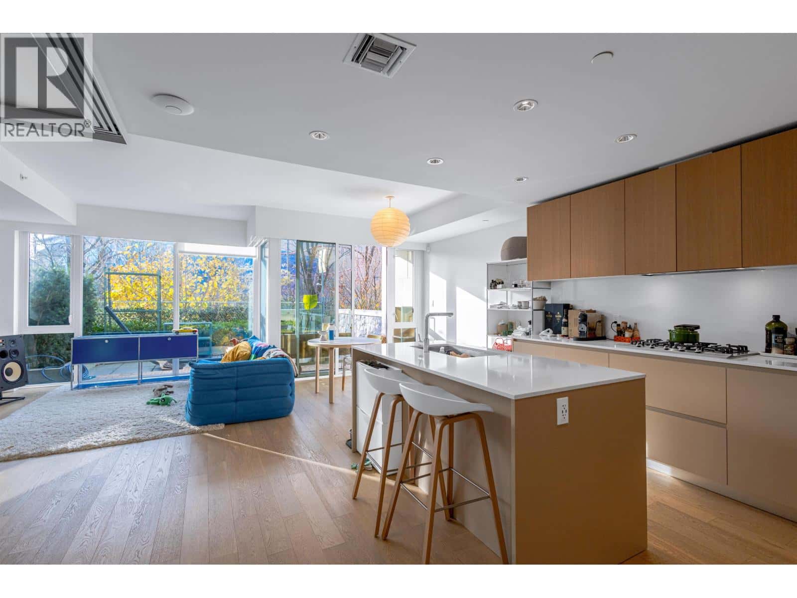 , Richmond, British Columbia — Richmond, British Columbia - Photo 2 of 21