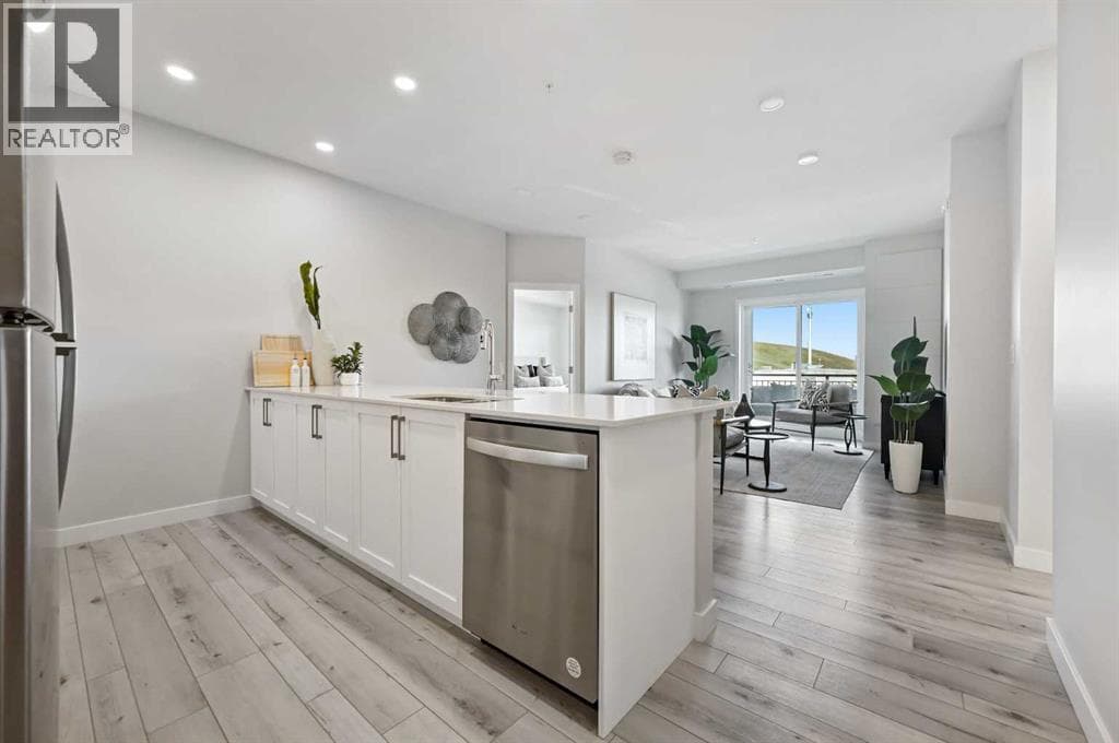 , Calgary, Alberta — Calgary, Alberta - Main photo