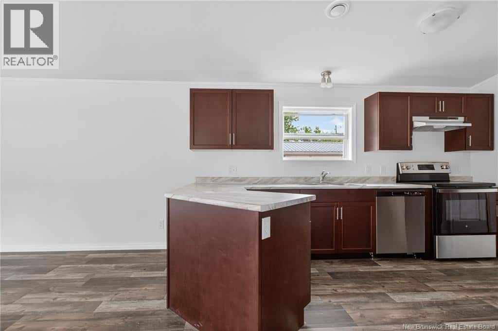 , Moncton, New Brunswick — Moncton, New Brunswick - Photo 3 of 39