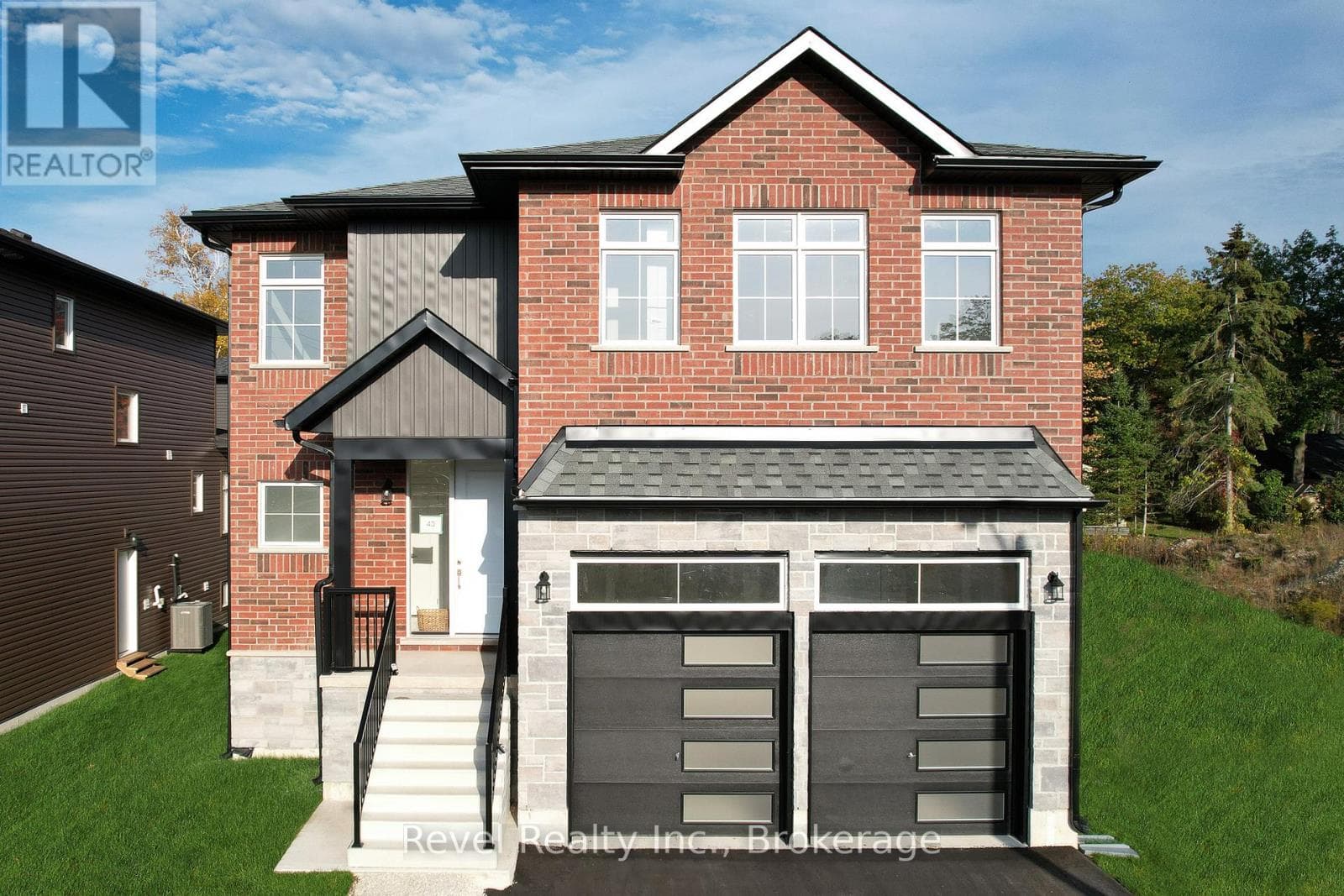 , Wasaga Beach, — Wasaga Beach - Main photo