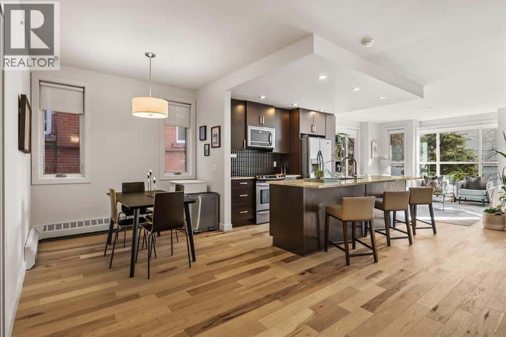 , Calgary, Alberta — Calgary, Alberta - Photo 5 of 48