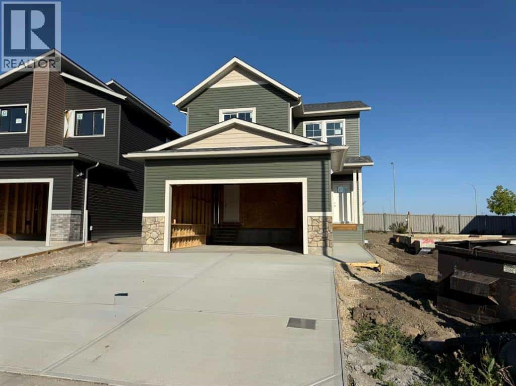 , Grande Prairie, — Grande Prairie - Photo 2 of 3