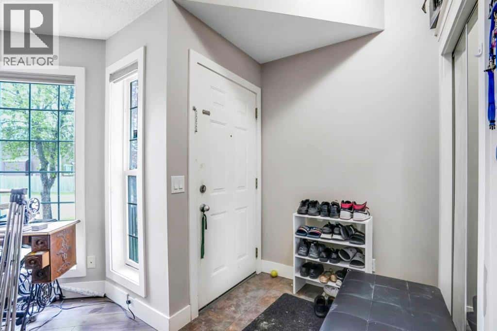 , Calgary, Alberta — Calgary, Alberta - Photo 3 of 78