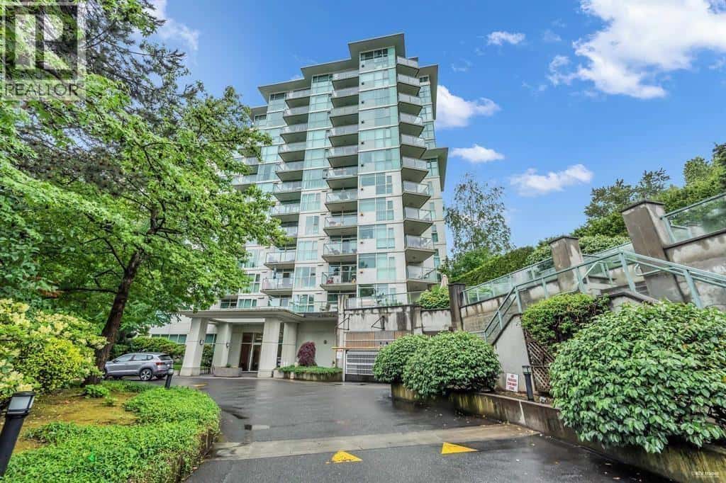 , Vancouver, British Columbia — Vancouver, British Columbia - Photo 3 of 34