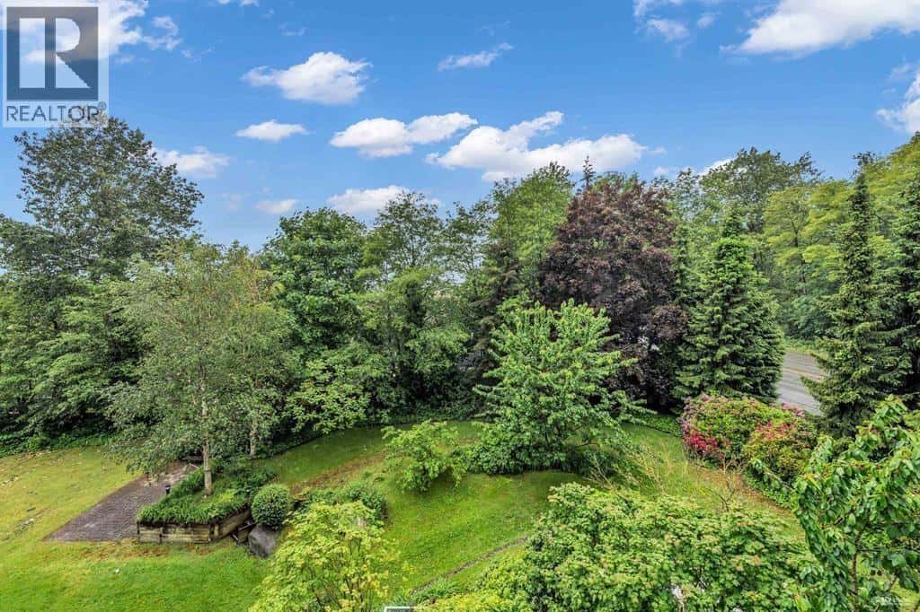 , Vancouver, British Columbia — Vancouver, British Columbia - Photo 4 of 34