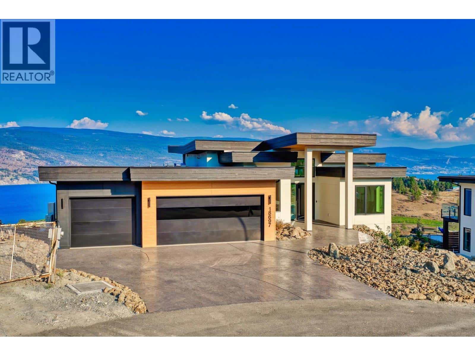 , Summerland, — Summerland - Photo 2 of 77