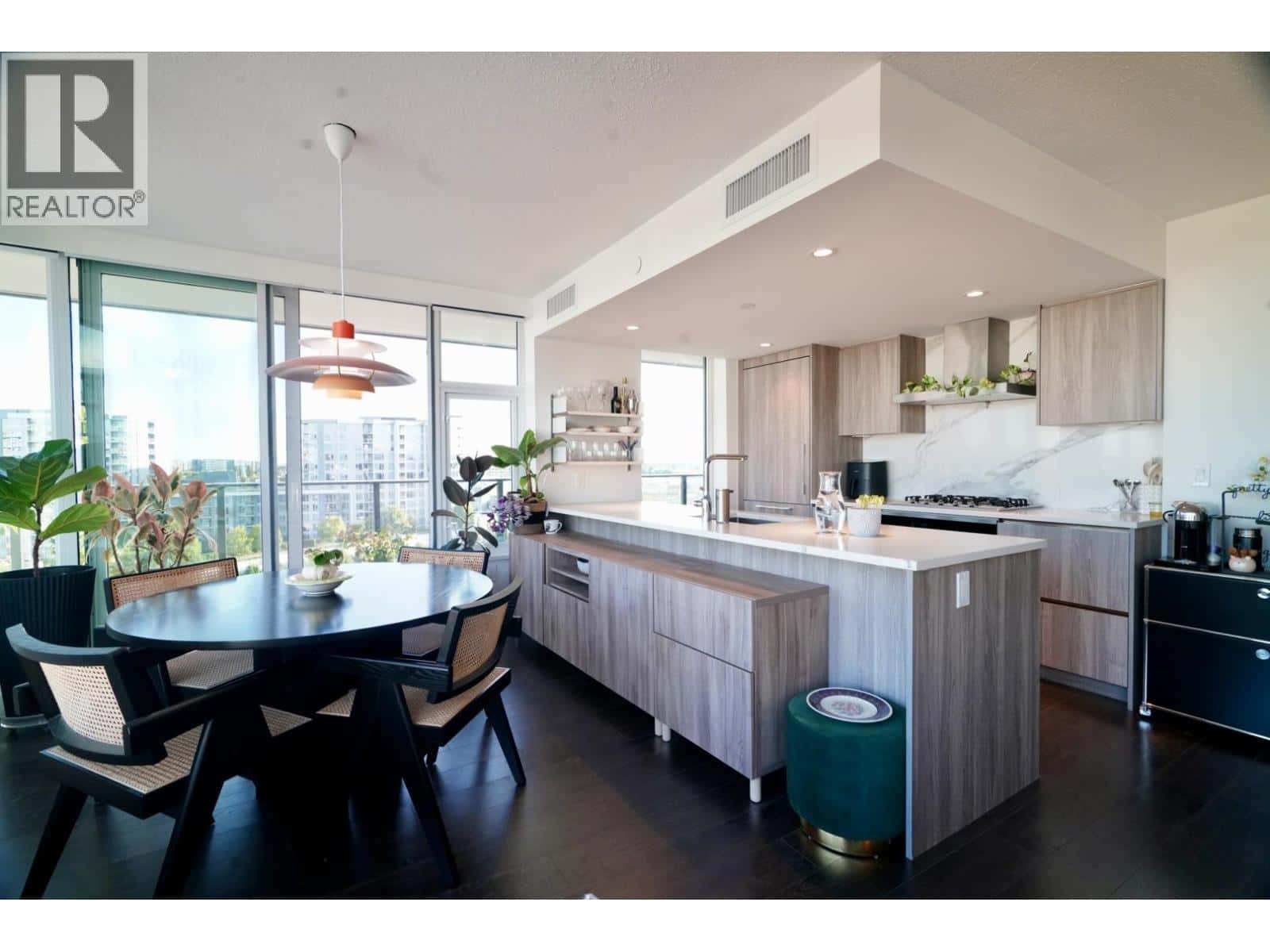 , Richmond, — Richmond - Photo 5 of 40