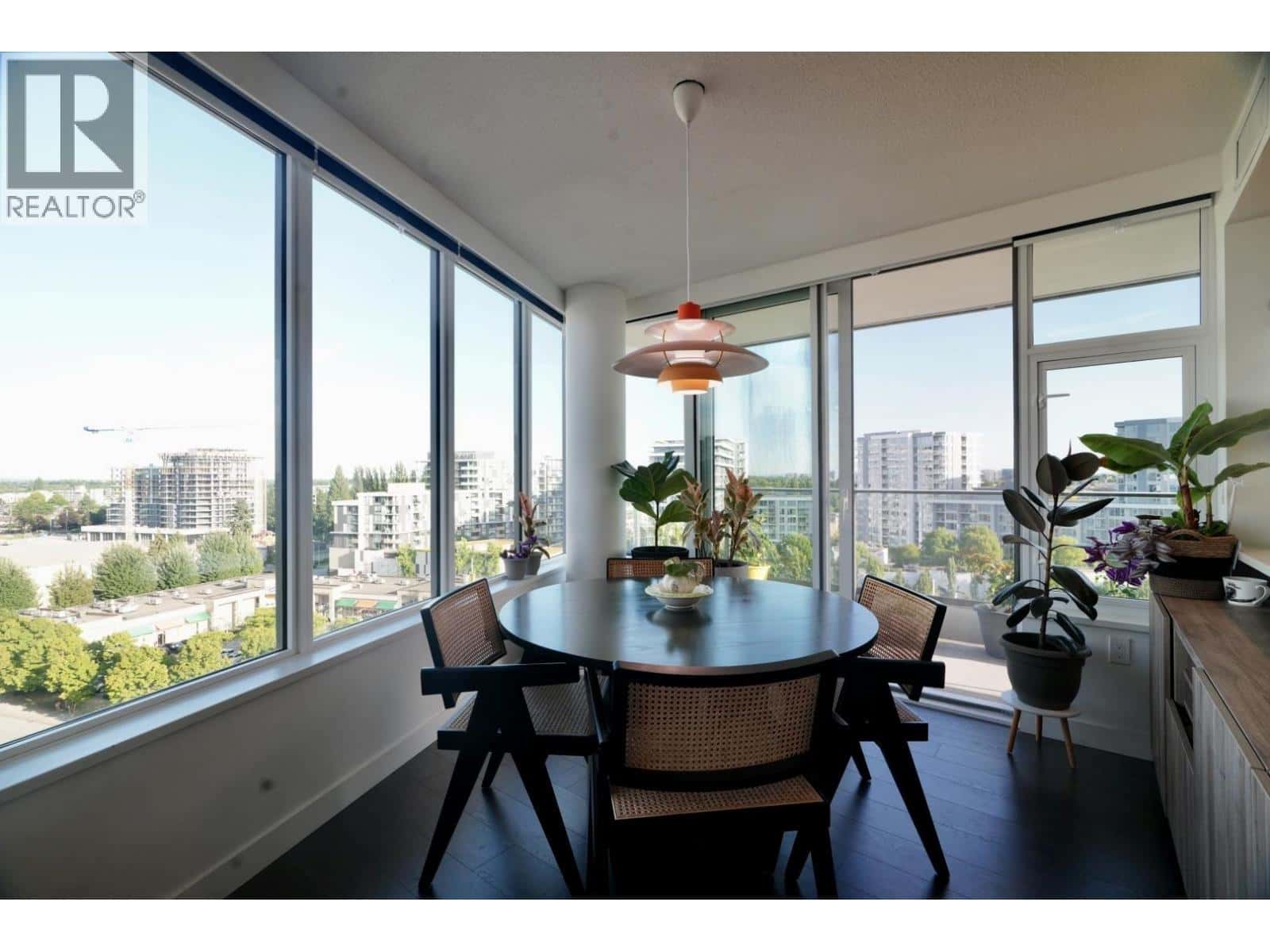 , Richmond, — Richmond - Photo 3 of 40