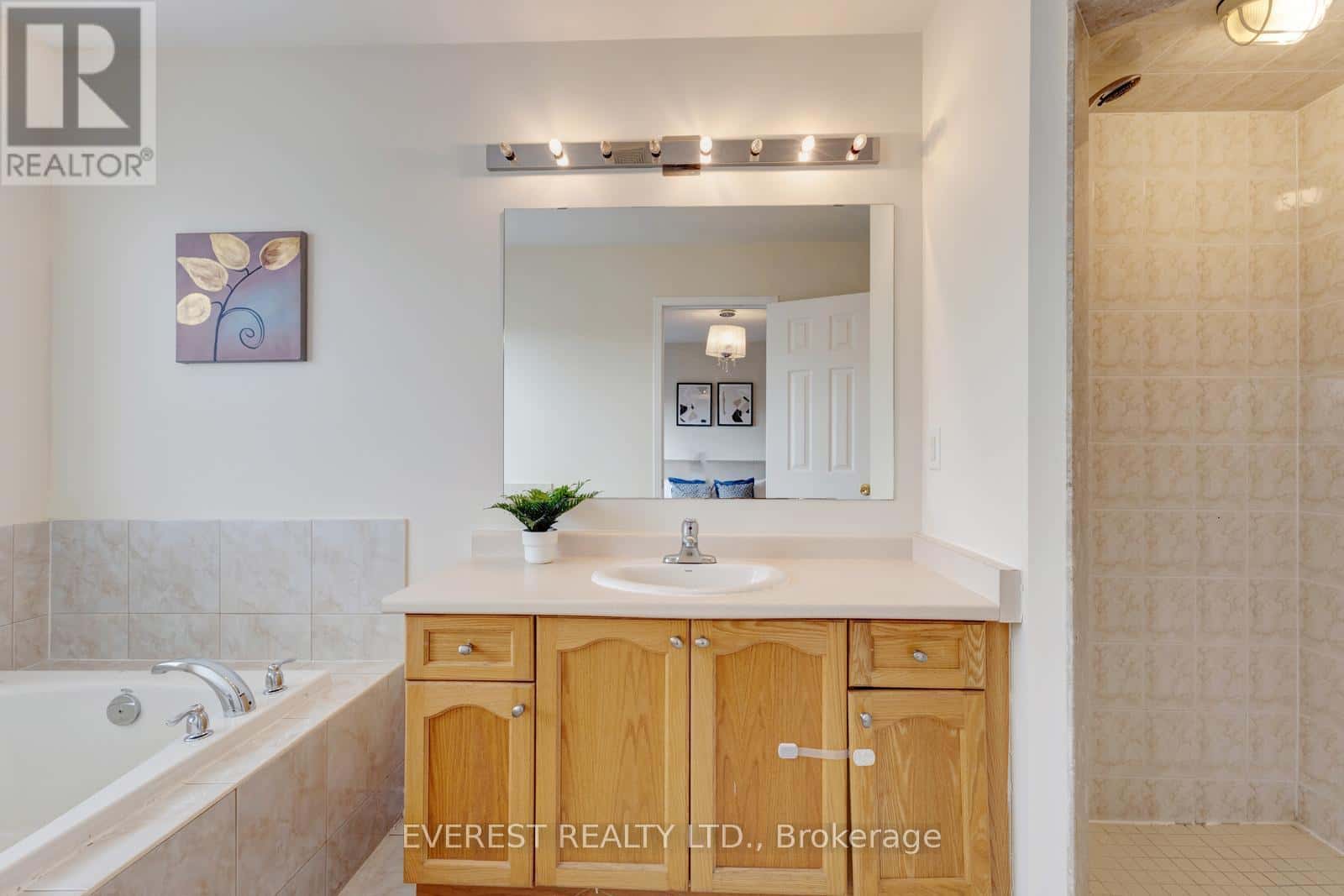 , Mississauga (Churchill Meadows), Ontario — Mississauga (Churchill Meadows), Ontario - Photo 5 of 42