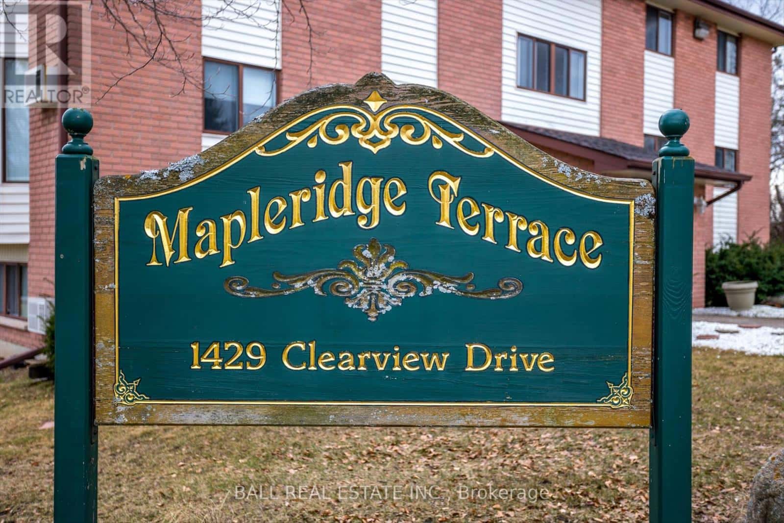 , Peterborough (Monaghan Ward 2), Ontario — Peterborough (Monaghan Ward 2), Ontario - Photo 3 of 33