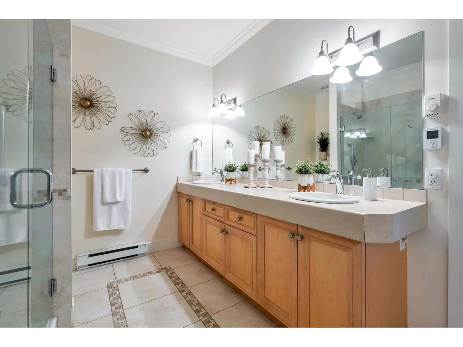 27 18088 8 AVENUE — Surrey - Photo 5 of 40