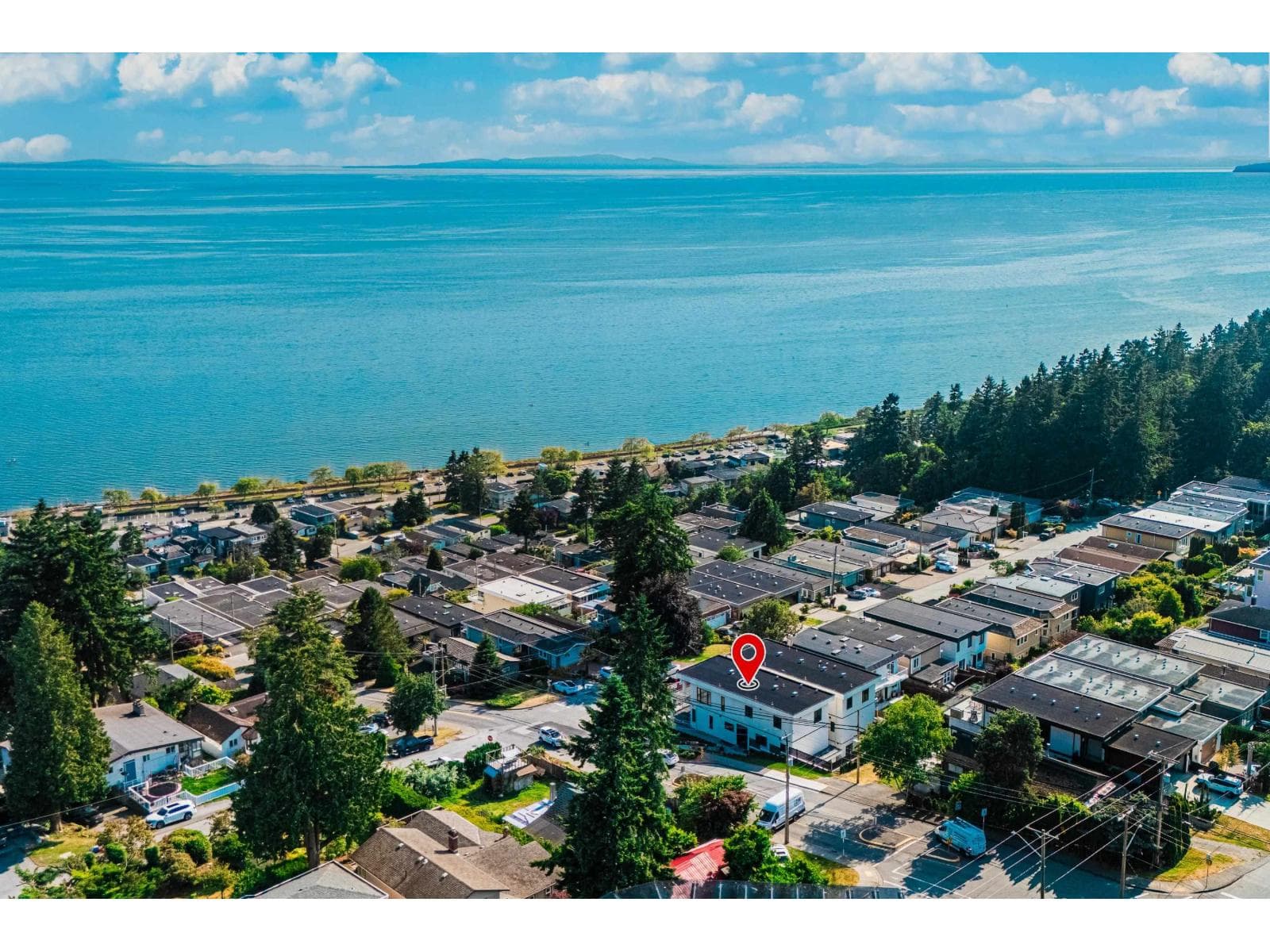 14799 OXENHAM AVENUE — Surrey - Main photo