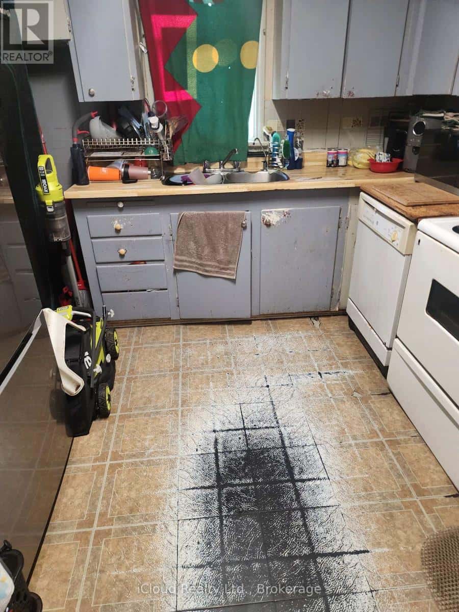 , St. Catharines (Western Hill), — St. Catharines (Western Hill) - Photo 2 of 7